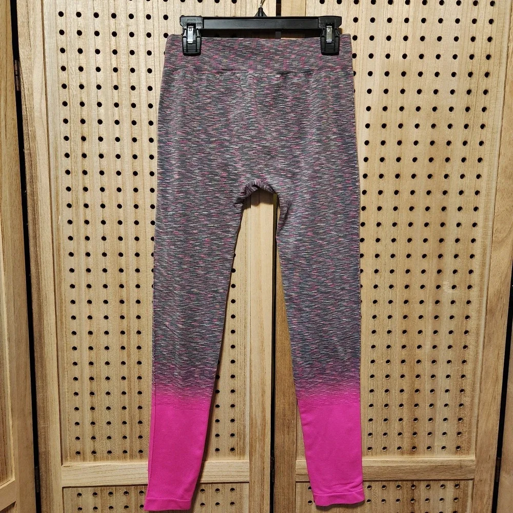 Girls SO Grey And Pink Full Length Leggings Size Medium‎ Perfectly Soft